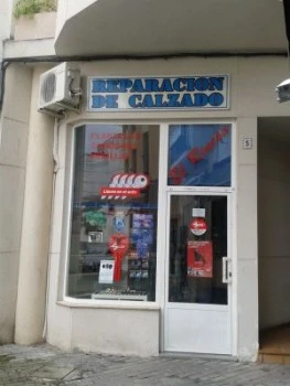 "El Rincón" Reparación de calzado, duplicado de llaves y mandos para garajes.