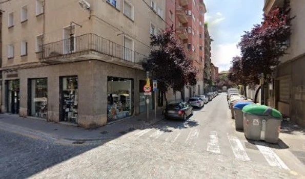 CERRAJERO 24 H URGENTE Girona Jesús Caño