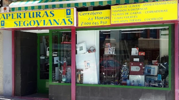 Aperturas Segovianas. Cerrajero 24 horas. Instalación de puertas acorazadas.