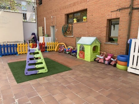 ESCUELA INFANTIL PATUCO