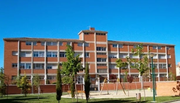 Colegio Reinado del Corazón de Jesús y Nuestra Señora del Pilar