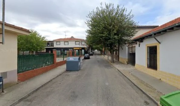 Colegio Nacional Conde Mayalde
