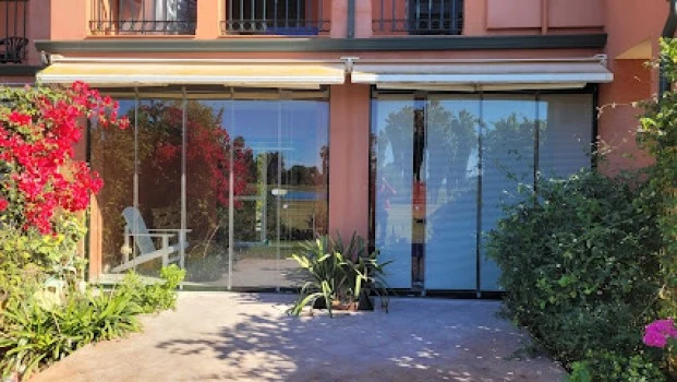 Soluciones en Cristal SOLCRIS 2020 S.L