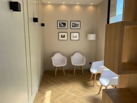 Clínica Dental Sanzenea