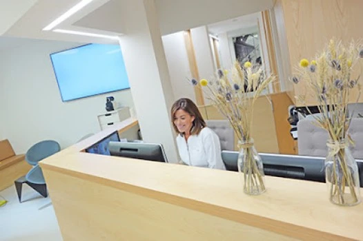 Clínica Dental Moyúa