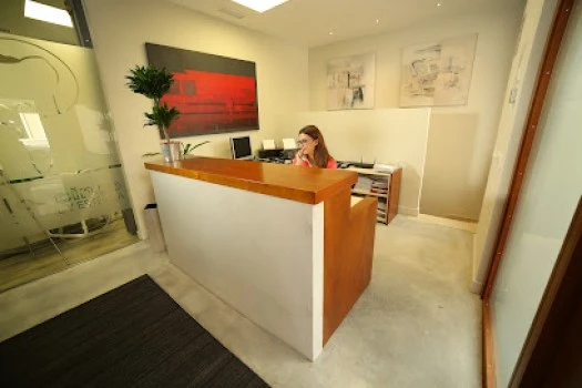 Clínica Dental Avalon Cinco