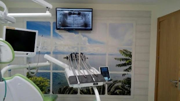 CLÍNICA DENTAL JOSE LUIS BLANCO