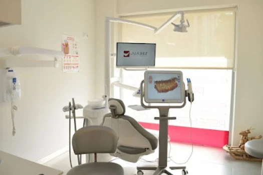 Juárez Clínica Dental