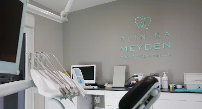 Clínica Meyden - Dentista Cobisa