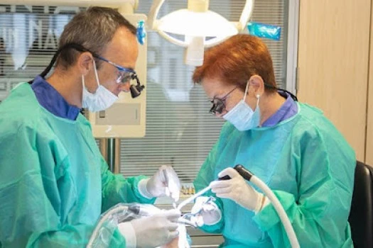 Dentistas en Zaragoza Doctores Navarro