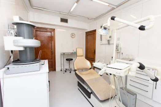 Clínica Dental Longás Y Valdés