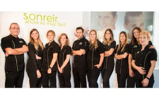 Clínica Dental San Lázaro. Sector barrio Jesús.????