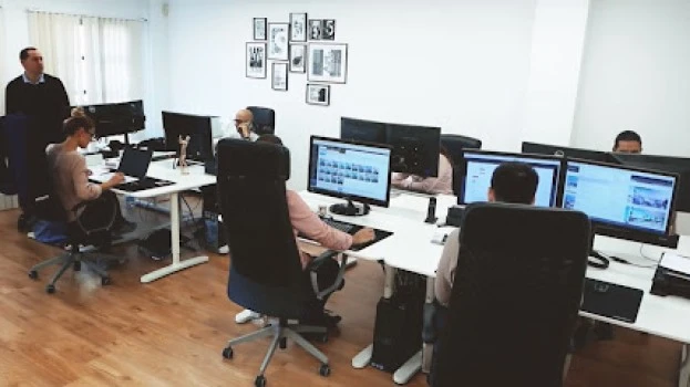 SEB Creativos | Agencia de Publicidad y Diseño web en Sevilla