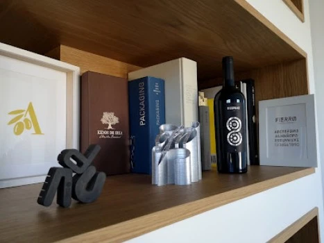VIBRA Branding &amp; Packaging