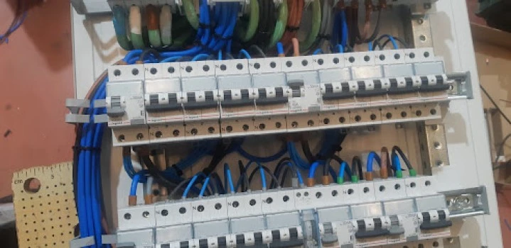 OBE ELECTRICIDAD Multiservicios del hogar abierto 24h