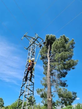 GIL-QUI, GROUP | Electricista | Alta y Baja Tensión | Urgencias Eléctricas 24h | Aire Acondicionado 