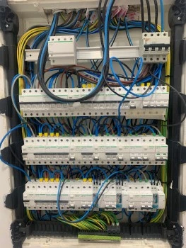 Eléctrica Diego Pérez