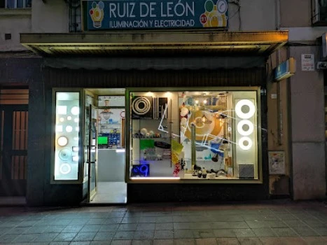 Ruiz De León Iluminación y electricidad