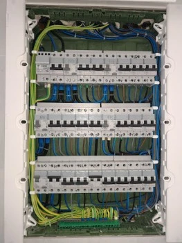 INNOVA PROYECTOS ELÉCTRICOS, S.L.