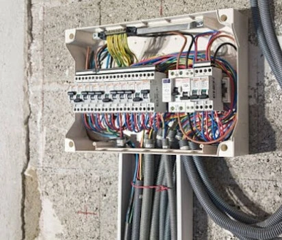 INSTALACIONES ELÉCTRICAS T.G.R