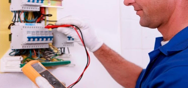 Electricistas Baratos Ourense