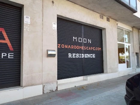 Zona Room Escape, 2 juegos: Residence y MOON. Pallejà