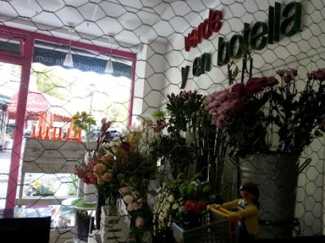 Floristería Verde y en Botella