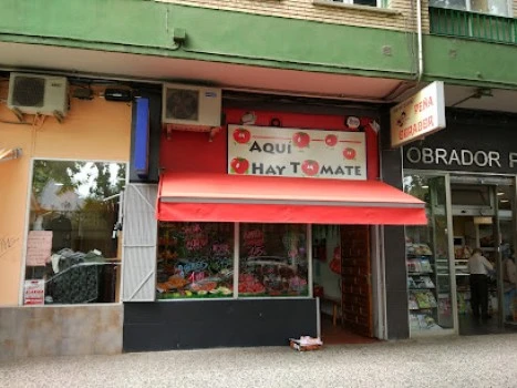 Aquí hay tomate