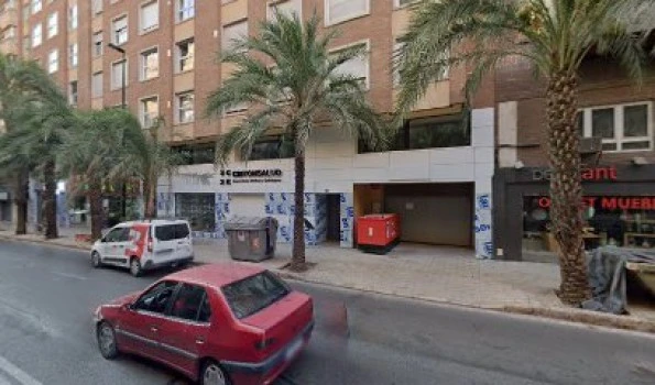 Dra. Flor Graciela Limongi, Ginecólogo