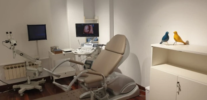 Dr. Alberto Muñoz Solano. Consulta de Ginecología