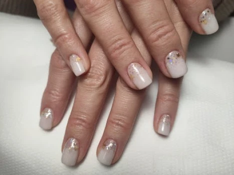 Manicura y Estética FLOW-CHIC