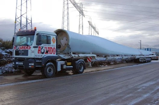 TRANSPORTES Y GRUAS AGUADO SL