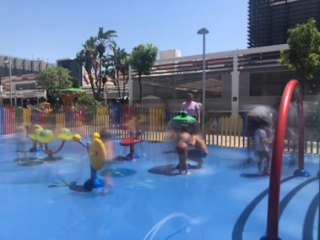 LUZ shopping Waterpark-Fountain-Playground