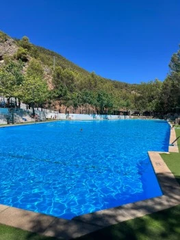 Piscina de Amurjo