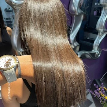 Nela, Tu Salón de Peluquería y Estética