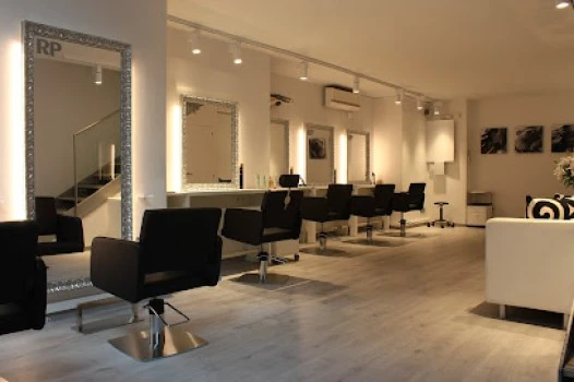 Raffel Pagès | Peluquería Barcelona | C/Provença