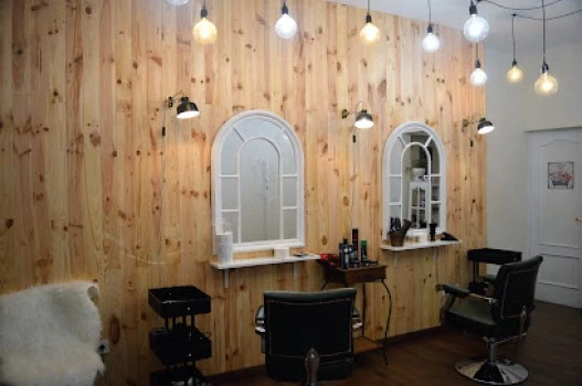 PELUQUERIA A COTE