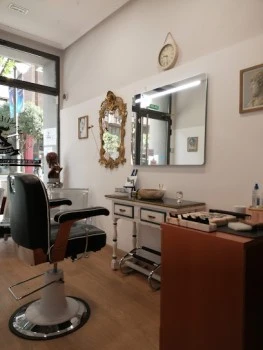 Peluquería corte de pelo caballero y niño MANUEL ELOY