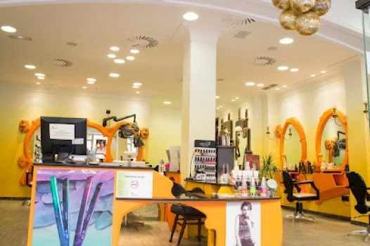 Peluqueria ETNIA FUSION Barberia, Belleza