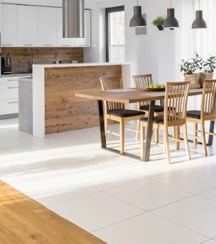 CONSTRUCCIONES Y REFORMAS RENOVARE