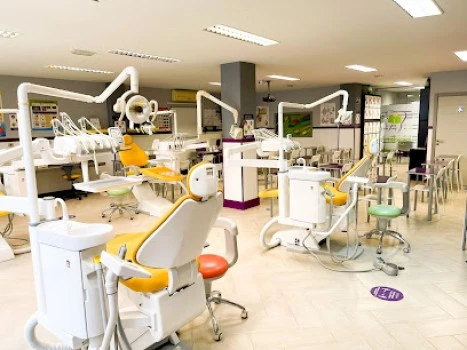 Higiene bucodental &amp; Prótesis dental | Centro Privado de Formación Profesional Higident