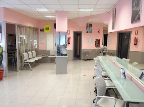 C&amp;C ACADEMIA CASANOVA ZARAGOZA. Academia de Peluquería, Barbería y Estética.