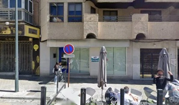 Iris. Ayuda a domicilio y servicio de limpieza