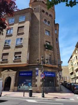 Almudena Cía de Seguros y Reaseguros Sa